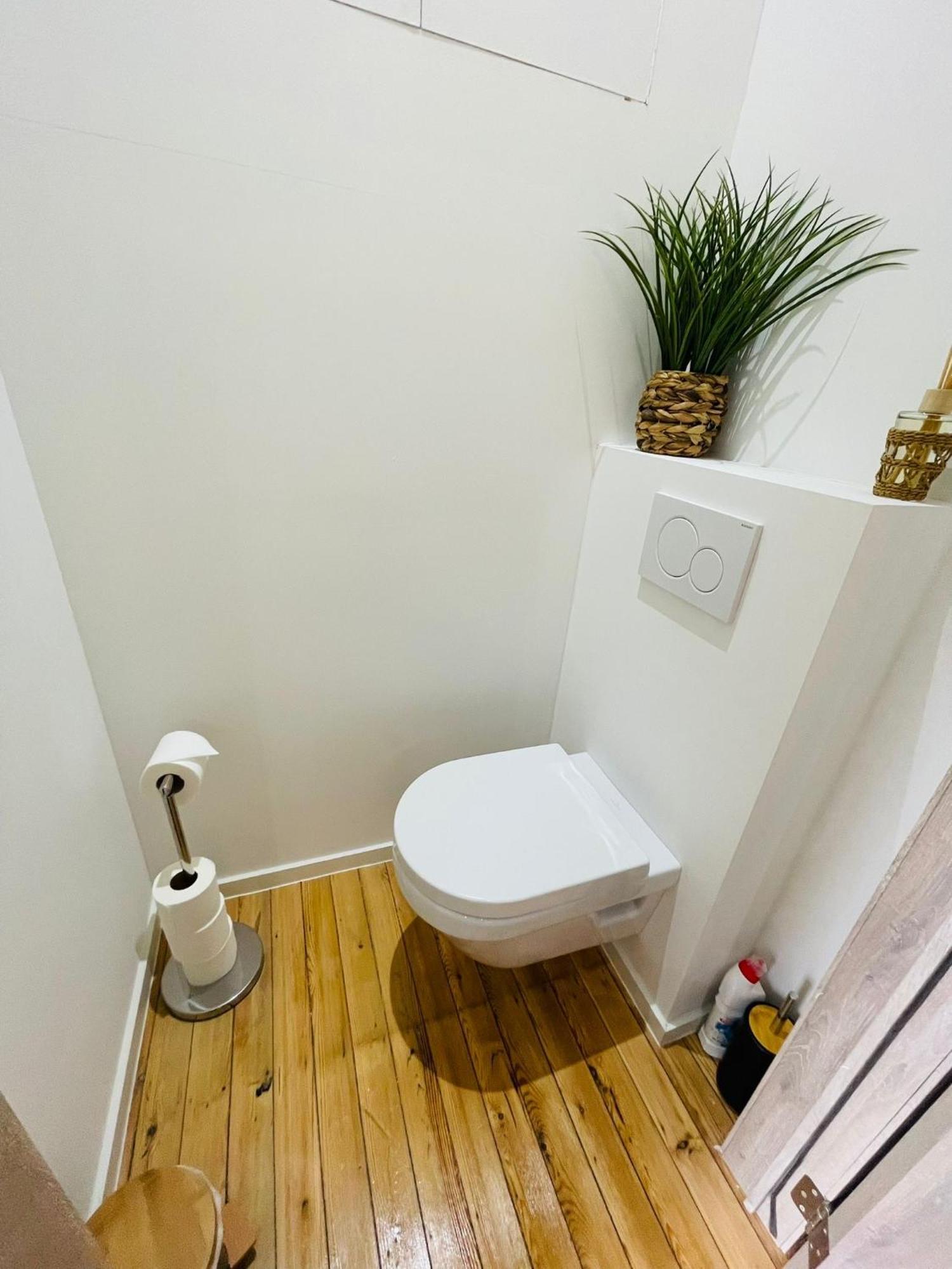 Appartement Exotique Avec Bain Balneo เลียจ ภายนอก รูปภาพ